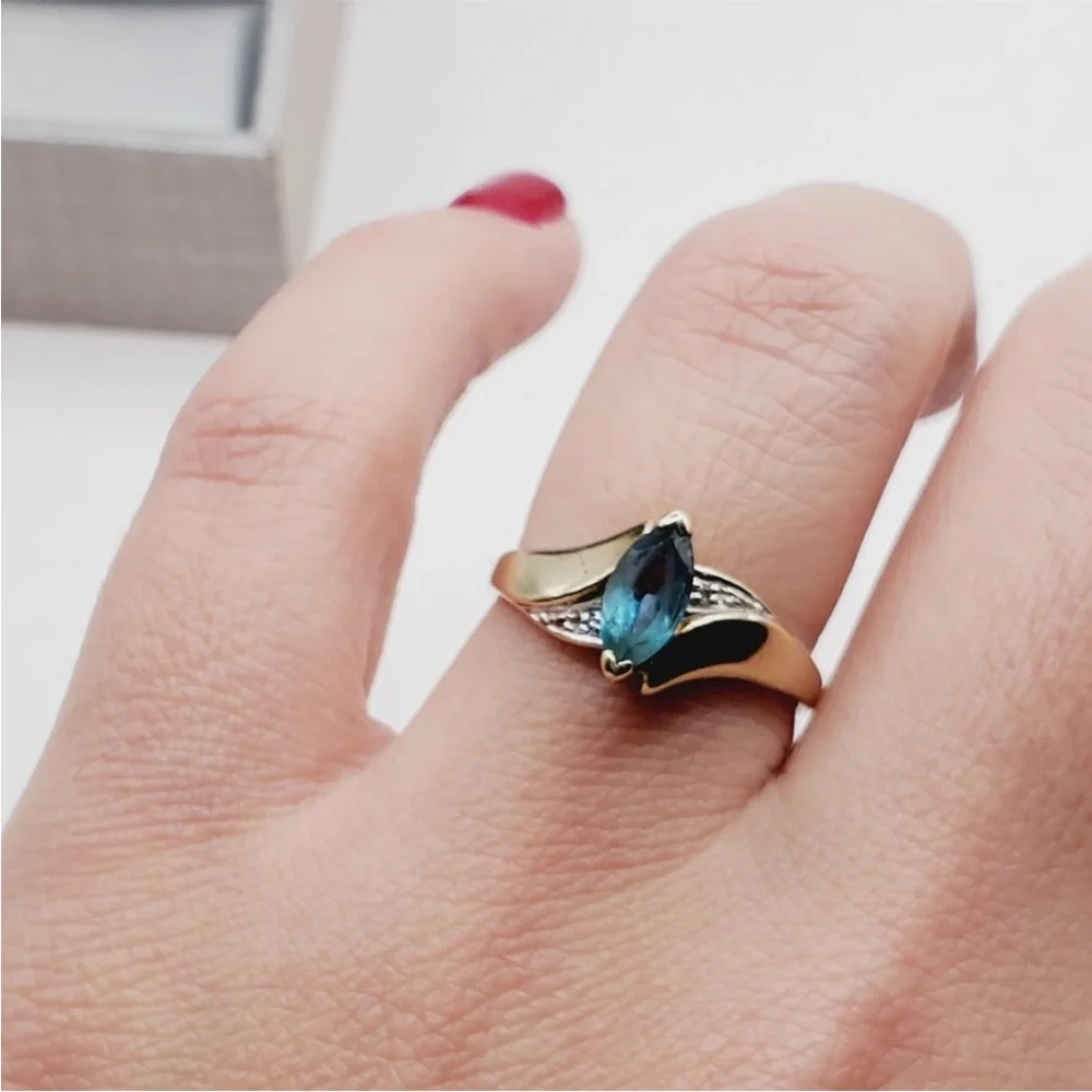10k Solid Yellow Gold Marquise Shaped Blue Topaz & Diamond Accent Ring